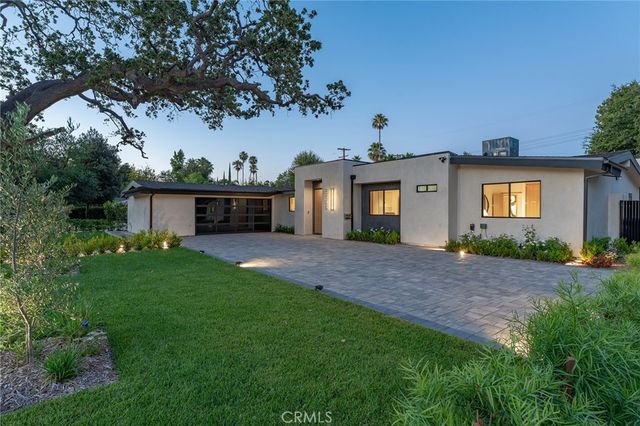 5500 Fenwood, Woodland Hills, CA 91367