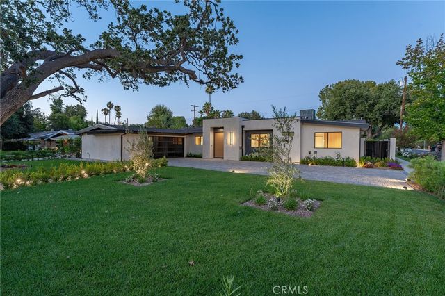 5500 Fenwood, Woodland Hills, CA 91367