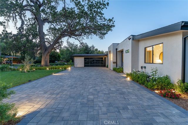5500 Fenwood, Woodland Hills, CA 91367