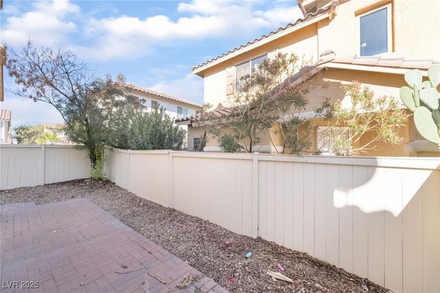 5934 Banbury Heights Way, Las Vegas, NV 89139