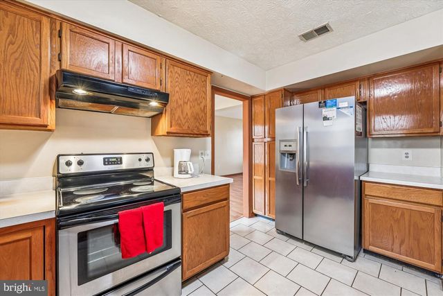 10610 CEDARWOOD LN, Fort Washington, MD 20744