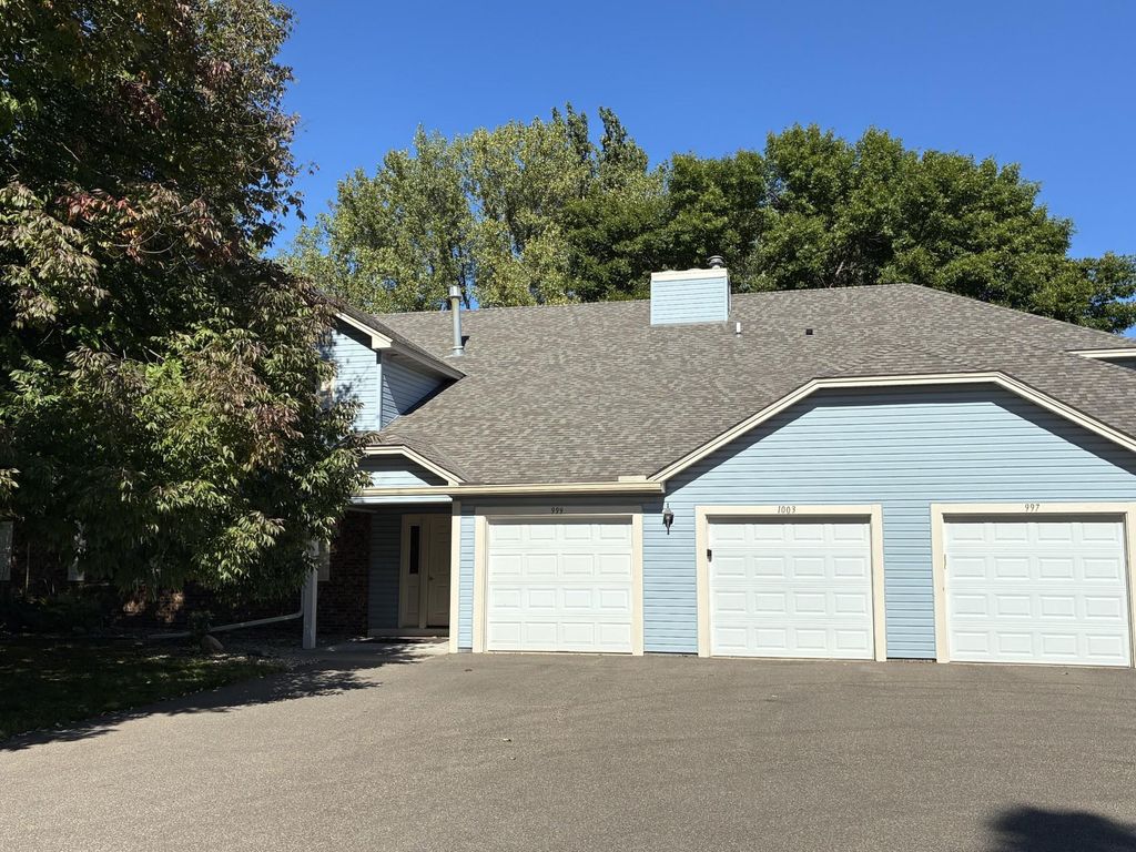 997 Heritage Court E, Vadnais Heights, MN 55127 — photo 3