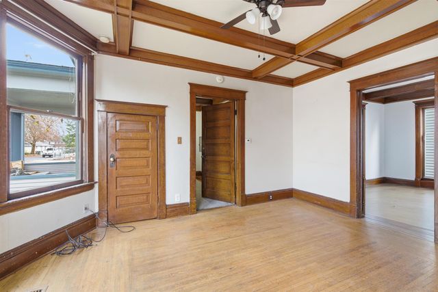 1027 W MAXWELL Ave, Spokane, WA 99201