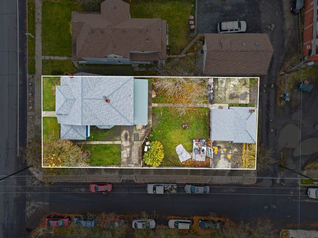 1027 W MAXWELL Ave, Spokane, WA 99201