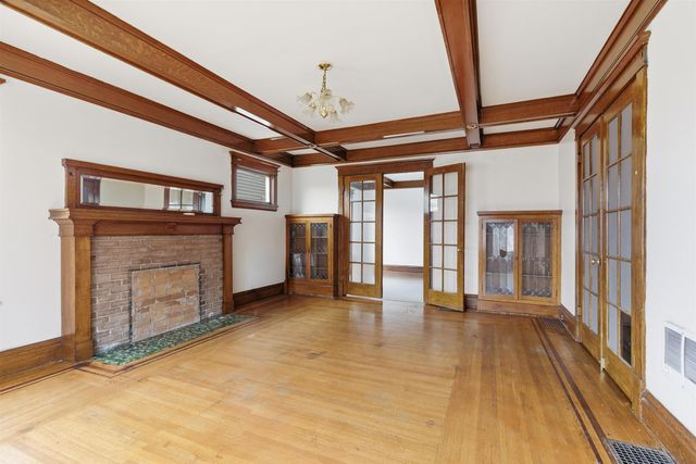 1027 W MAXWELL Ave, Spokane, WA 99201