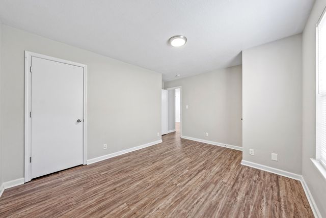 209 Lexington Dr Apt 2, Clarksville, TN 37042