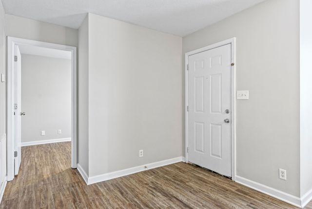 209 Lexington Dr Apt 2, Clarksville, TN 37042