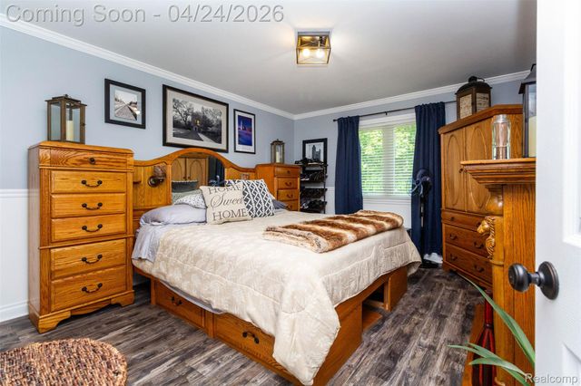 653 Chestnut Street, Wyandotte, MI 48192