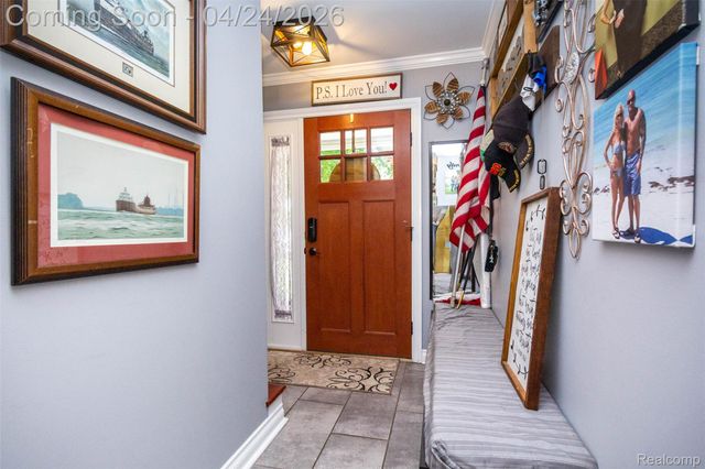 653 Chestnut Street, Wyandotte, MI 48192