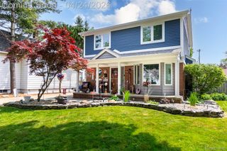 653 Chestnut Street, Wyandotte, MI 48192