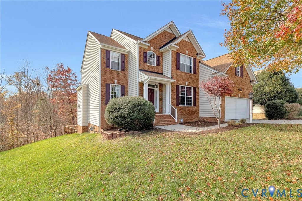 2719 Mill Flume Dr, Midlothian, VA 23112