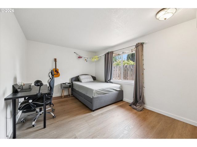 6642 N DELAWARE Ave, Portland, OR 97217