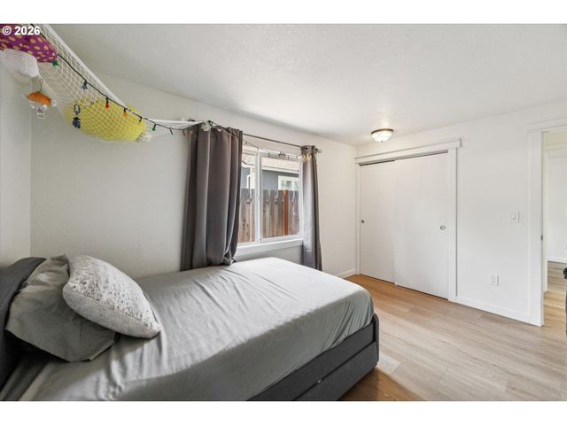6642 N DELAWARE Ave, Portland, OR 97217