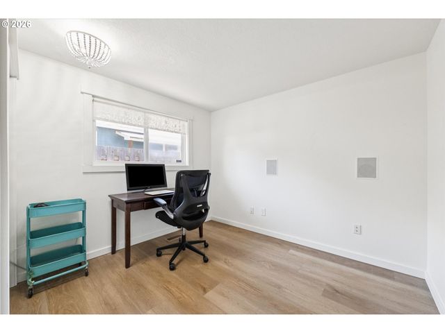 6642 N DELAWARE Ave, Portland, OR 97217