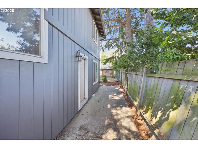 6642 N DELAWARE Ave, Portland, OR 97217