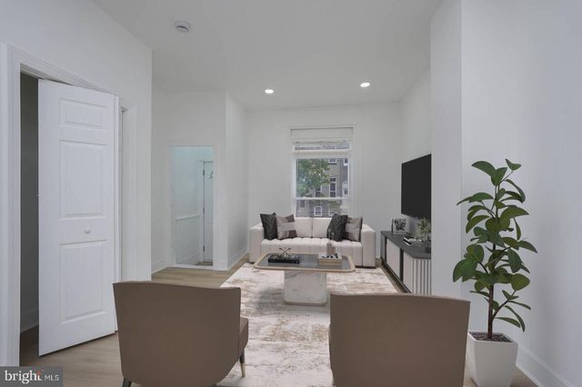 2567 W BALTIMORE ST, Baltimore, MD 21223