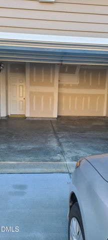 3204 Lake Barkley Way, Fuquay Varina, NC 27526