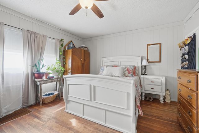 421 S McAmis Street, Breckenridge, TX 76424