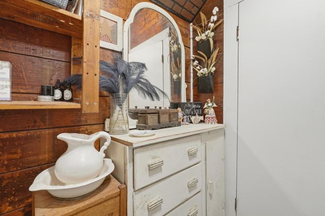 421 S McAmis Street, Breckenridge, TX 76424