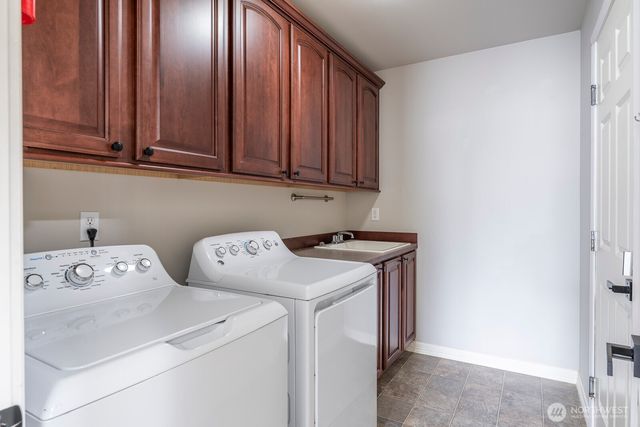 2914 18th Street SW, Puyallup, WA 98373