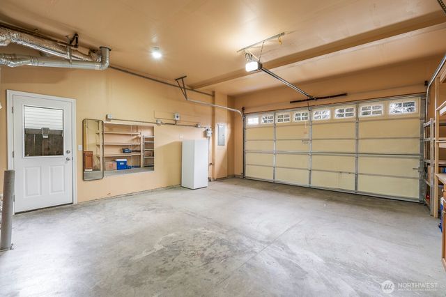 2914 18th Street SW, Puyallup, WA 98373