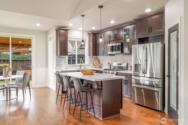 2914 18th Street SW, Puyallup, WA 98373