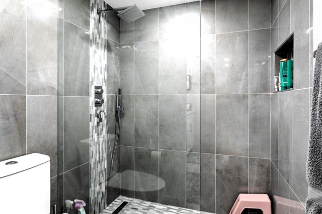 2400 Presidential Way 1803, West Palm Beach, FL 33401