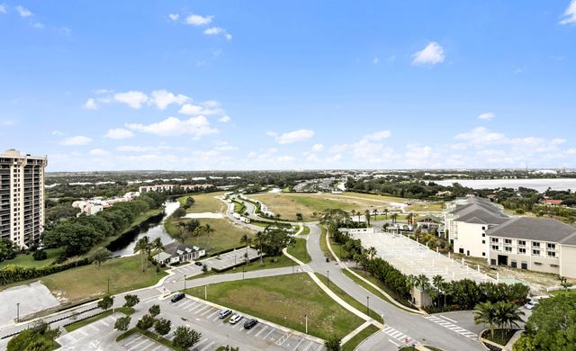 2400 Presidential Way 1803, West Palm Beach, FL 33401