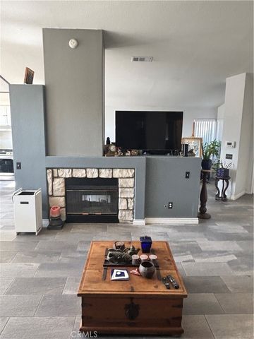 2830 2830 E Chuckwagon, Palmdale, CA 93550