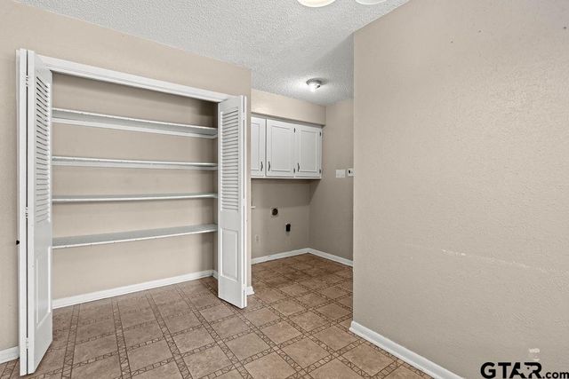 2802 Anita Ln, Tyler, TX 75703