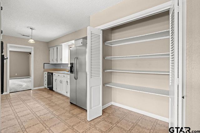 2802 Anita Ln, Tyler, TX 75703
