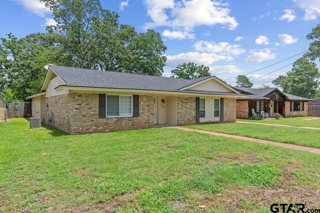 2802 Anita Ln, Tyler, TX 75703