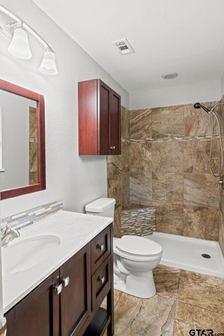 2802 Anita Ln, Tyler, TX 75703