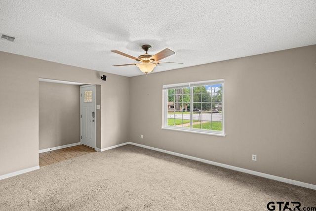 2802 Anita Ln, Tyler, TX 75703