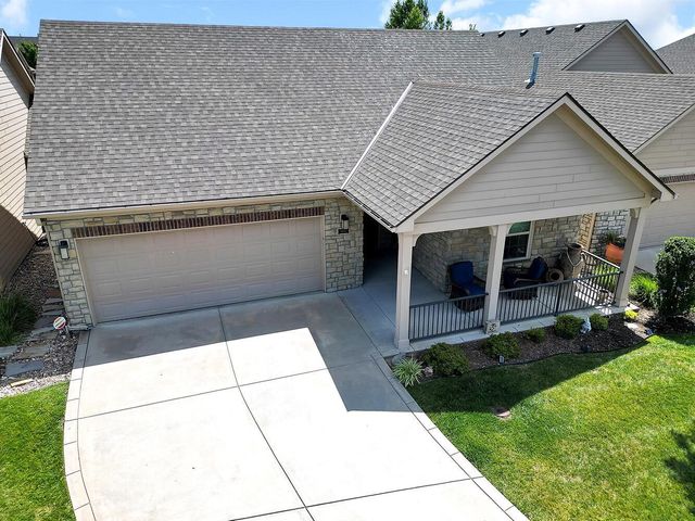 4768 N Prestwick Ave, Bel Aire, KS 67226