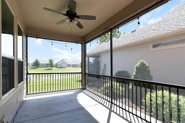 4768 N Prestwick Ave, Bel Aire, KS 67226