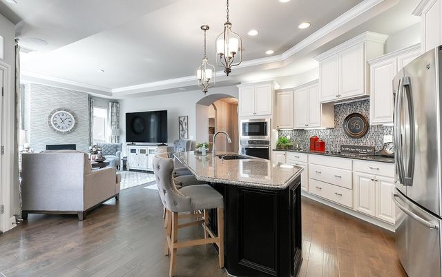 4768 N Prestwick Ave, Bel Aire, KS 67226