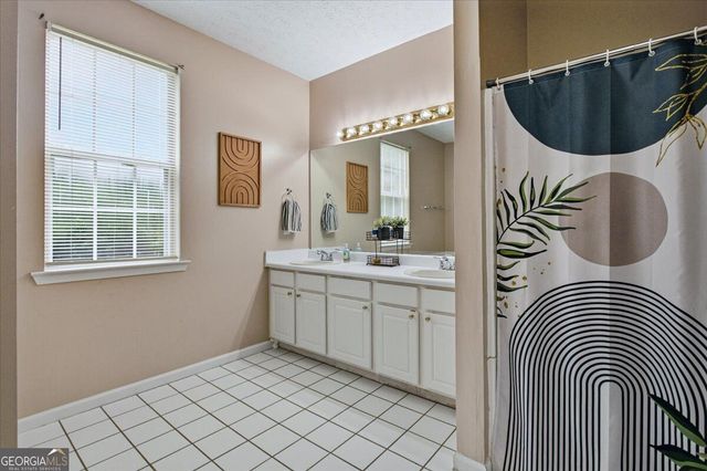 43 Mosswood Court, Newnan, GA 30265