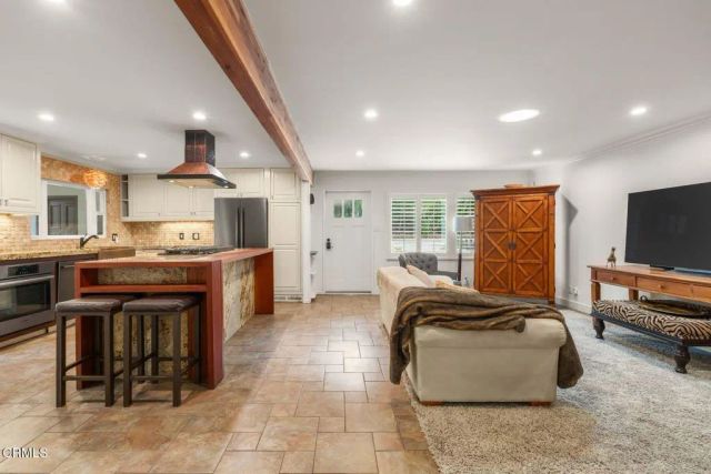 10674 Creek Road, Ojai, CA 93023