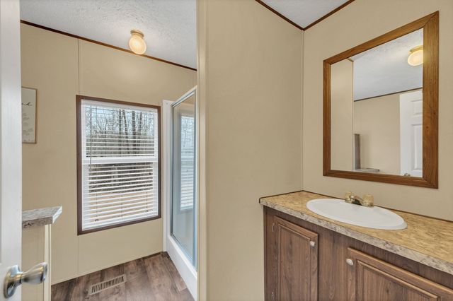 6126 Calvin Potts Rd, Primm Springs, TN 38476