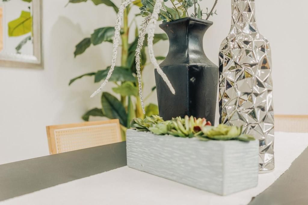 Image 21 of property listing at 5506 Century Park Way, San Jose, CA 95111