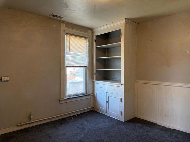 1427 N 24th PLACE, Milwaukee, WI 53205