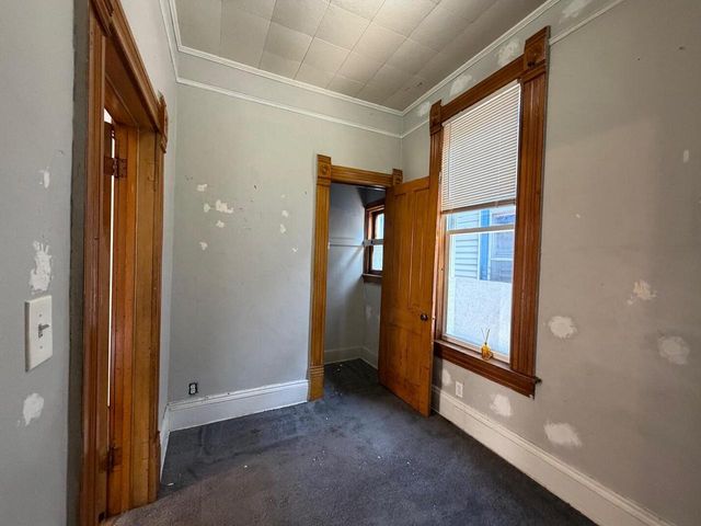 1427 N 24th PLACE, Milwaukee, WI 53205