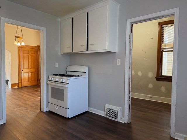 1427 N 24th PLACE, Milwaukee, WI 53205