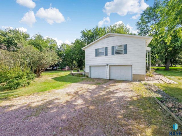 2894 E Old Orchard Trl, Sioux Falls, SD 57103