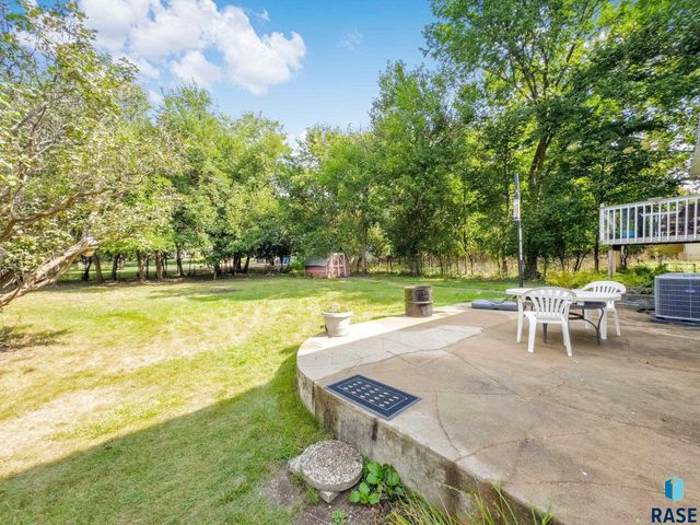 2894 E Old Orchard Trl, Sioux Falls, SD 57103