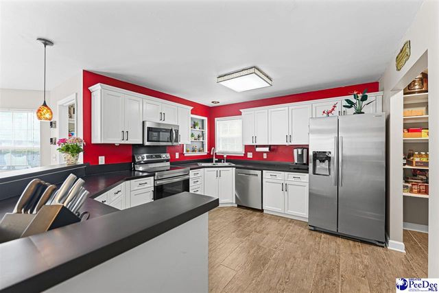 1378 Chandler cir, Florence, SC 29505