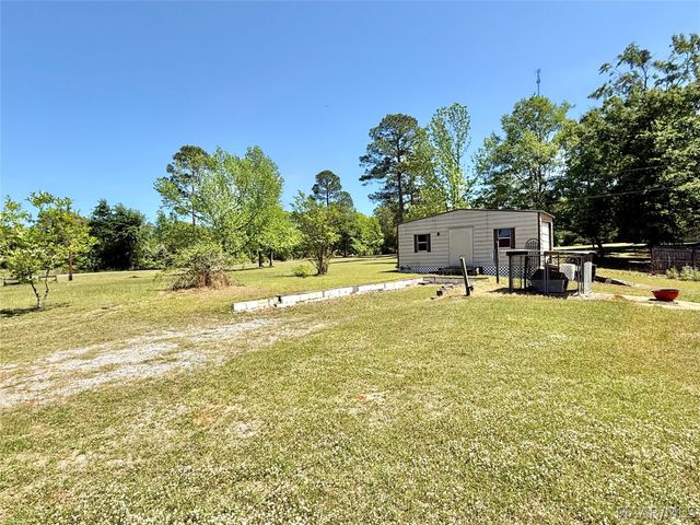 470 County Road 279 ., Valley Grande, AL 36701