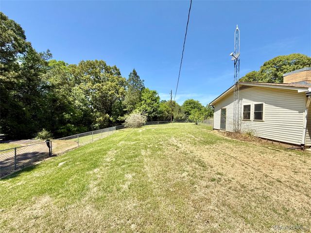 470 County Road 279 ., Valley Grande, AL 36701