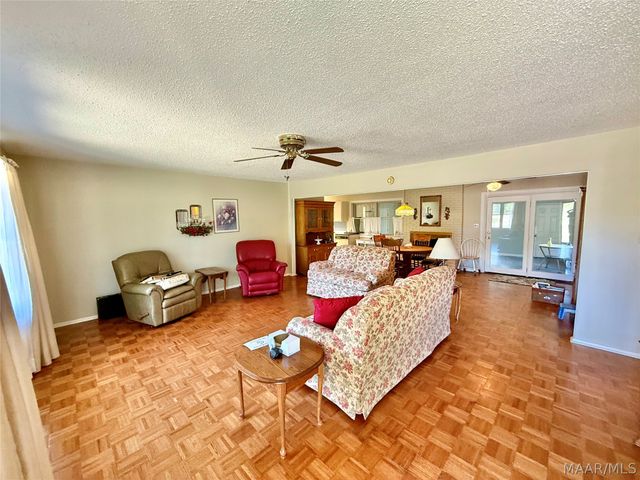 470 County Road 279 ., Valley Grande, AL 36701